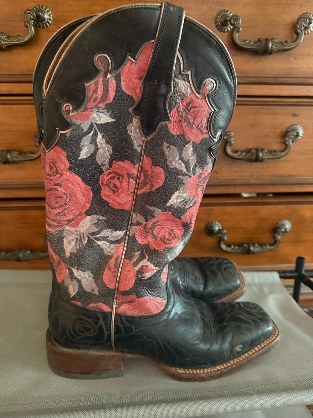 Ariat Black Leather Cowboy Boots with Red Rose Print Shaft
